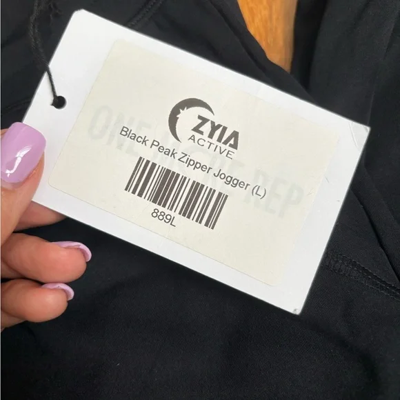 ZYIA Black Joggers - Picture 2 of 6